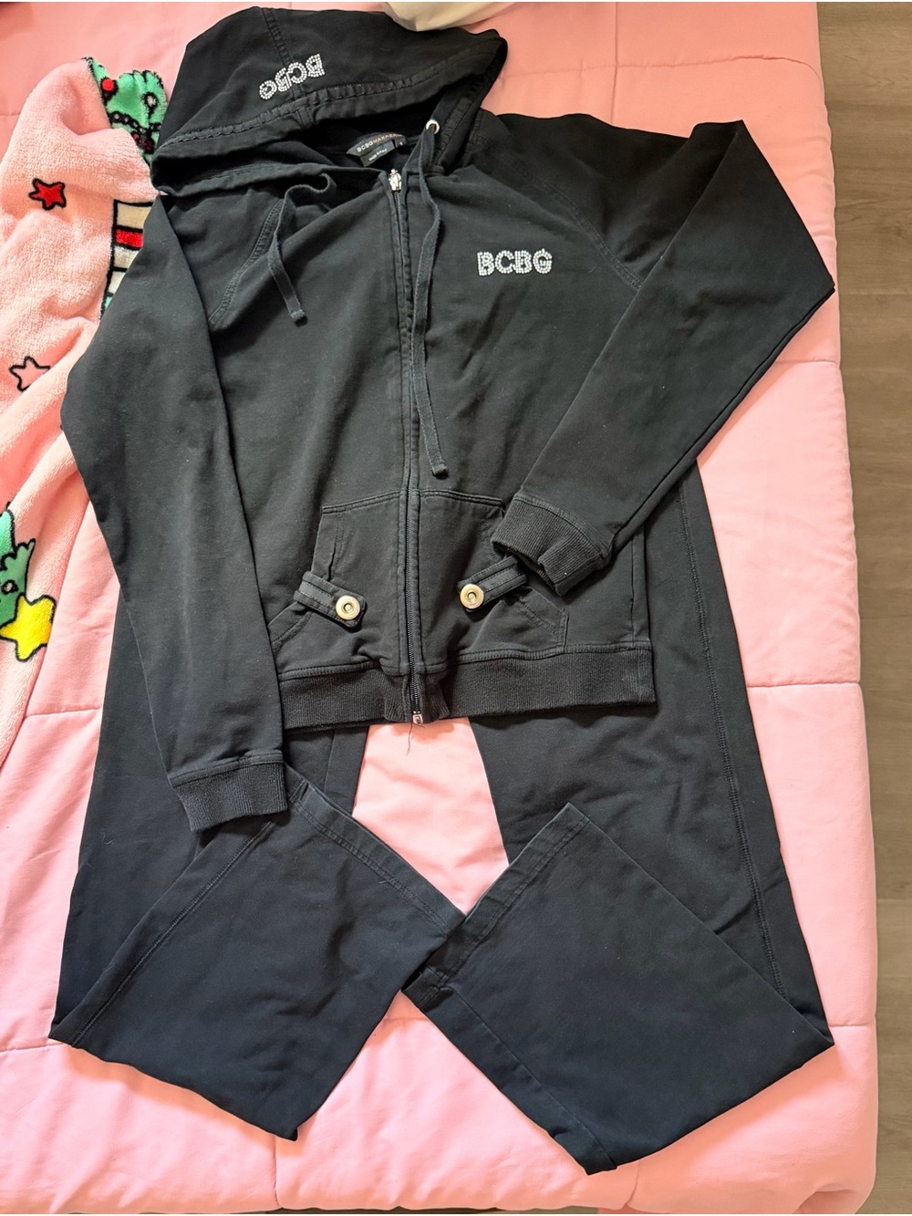 BCBGMaxAzria Black Zip Hoodie and Jogger Sweatpants Set